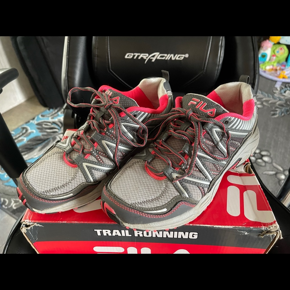 Fila Women’s Gym Shoes Size 9.5
